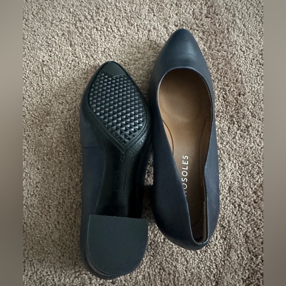 Aerosoles Silver Star Navy Pumps High Heels Memory Foam Size 9 - Picture 4 of 5